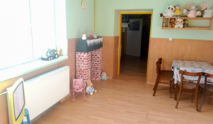 7. fotografia fotogalérie Pričlenené zariadena / Útulok pre osamelých rodičov s deťmi - foto