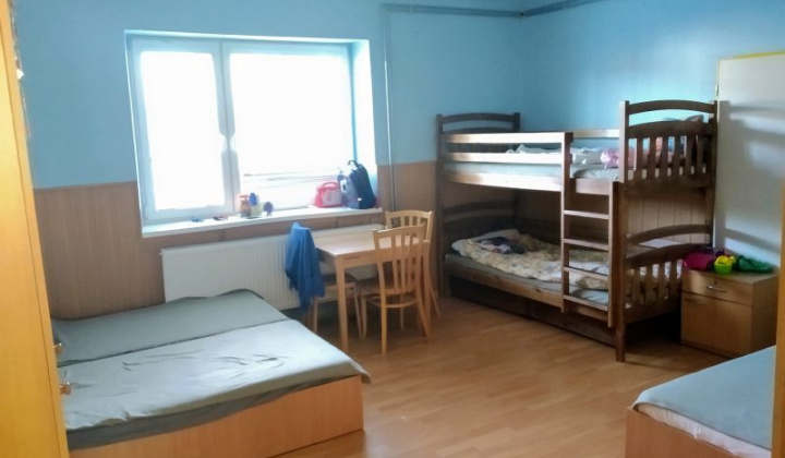 Fotka - Útulok pre osamelých rodičov s deťmi